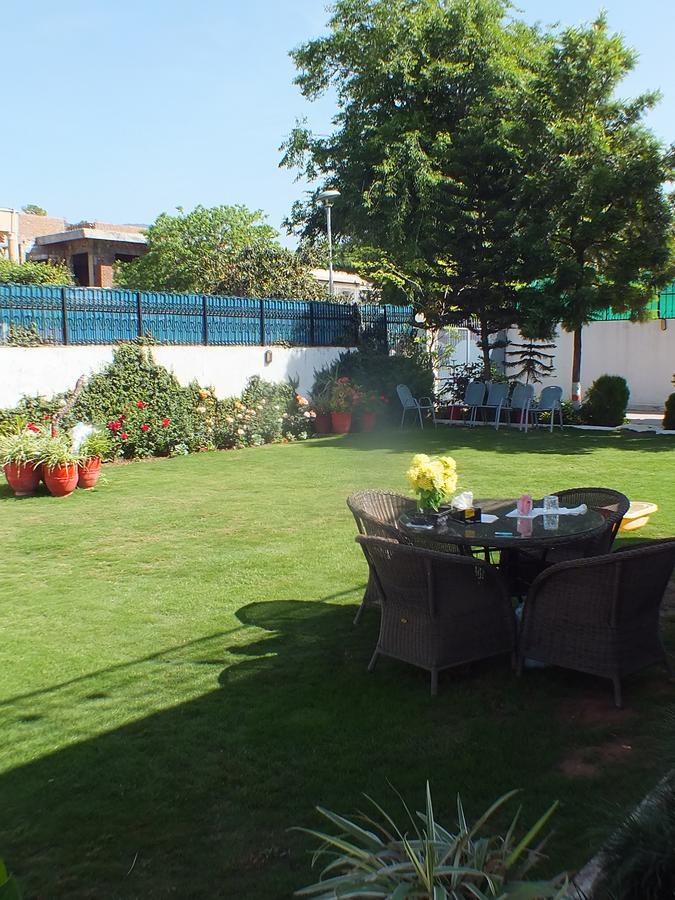 Capetown Islamabad Exterior photo